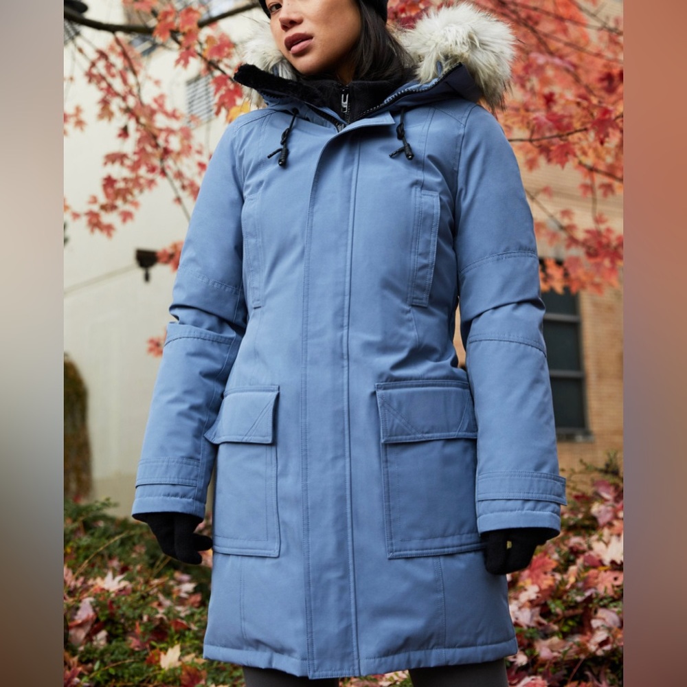 SOLD - ARITZIA Bancroft Parka